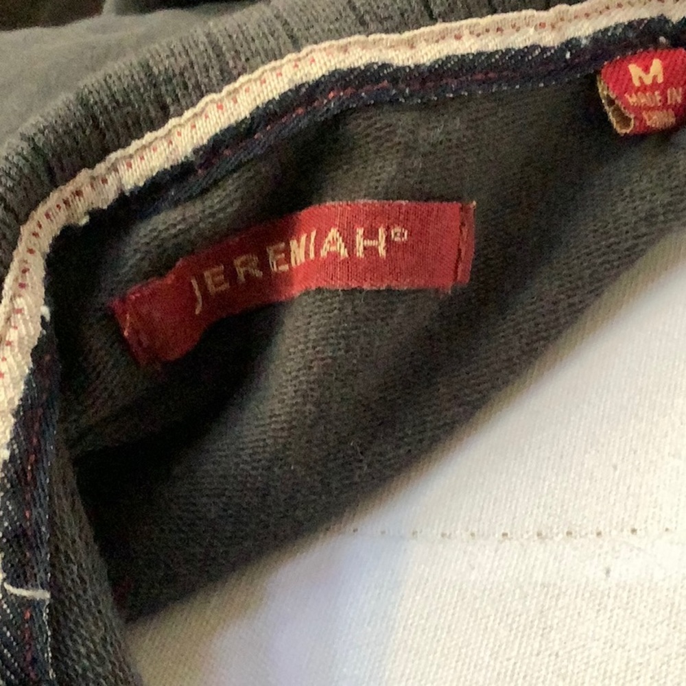 Jeremiah Pullover - Picture 5 of 6